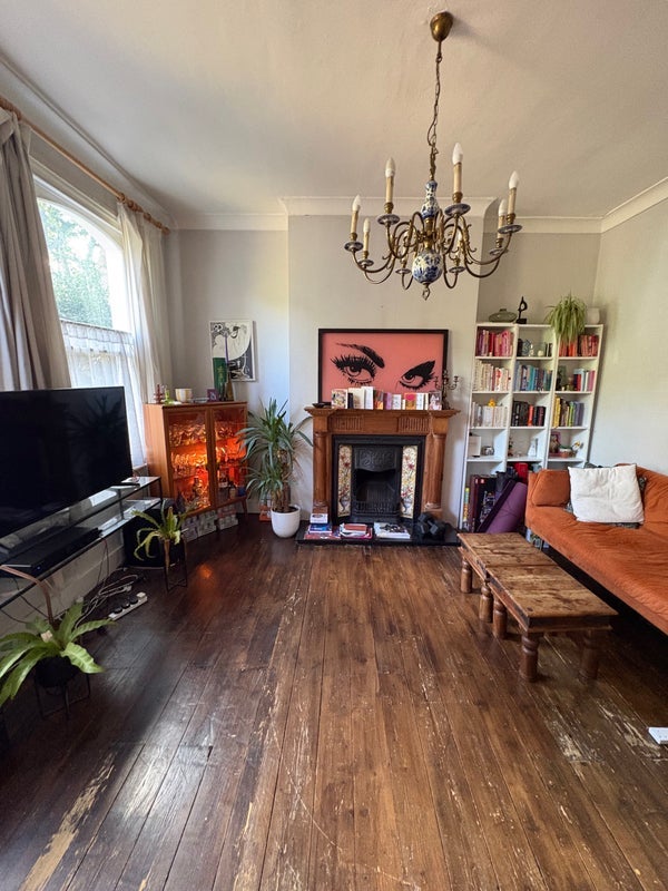 Room St Mary's Road in Greater London