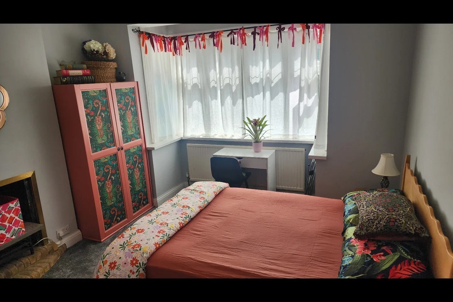 Room Princes Avenue in Greater London