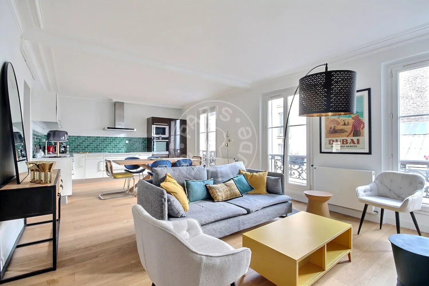 Flat Rue des Moines in Paris