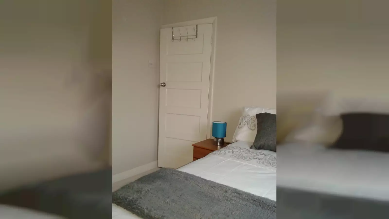 Flat Rochford Way in Greater London