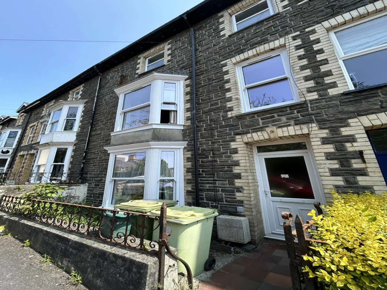 Flat Cae'r Gog Terrace in Aberystwyth