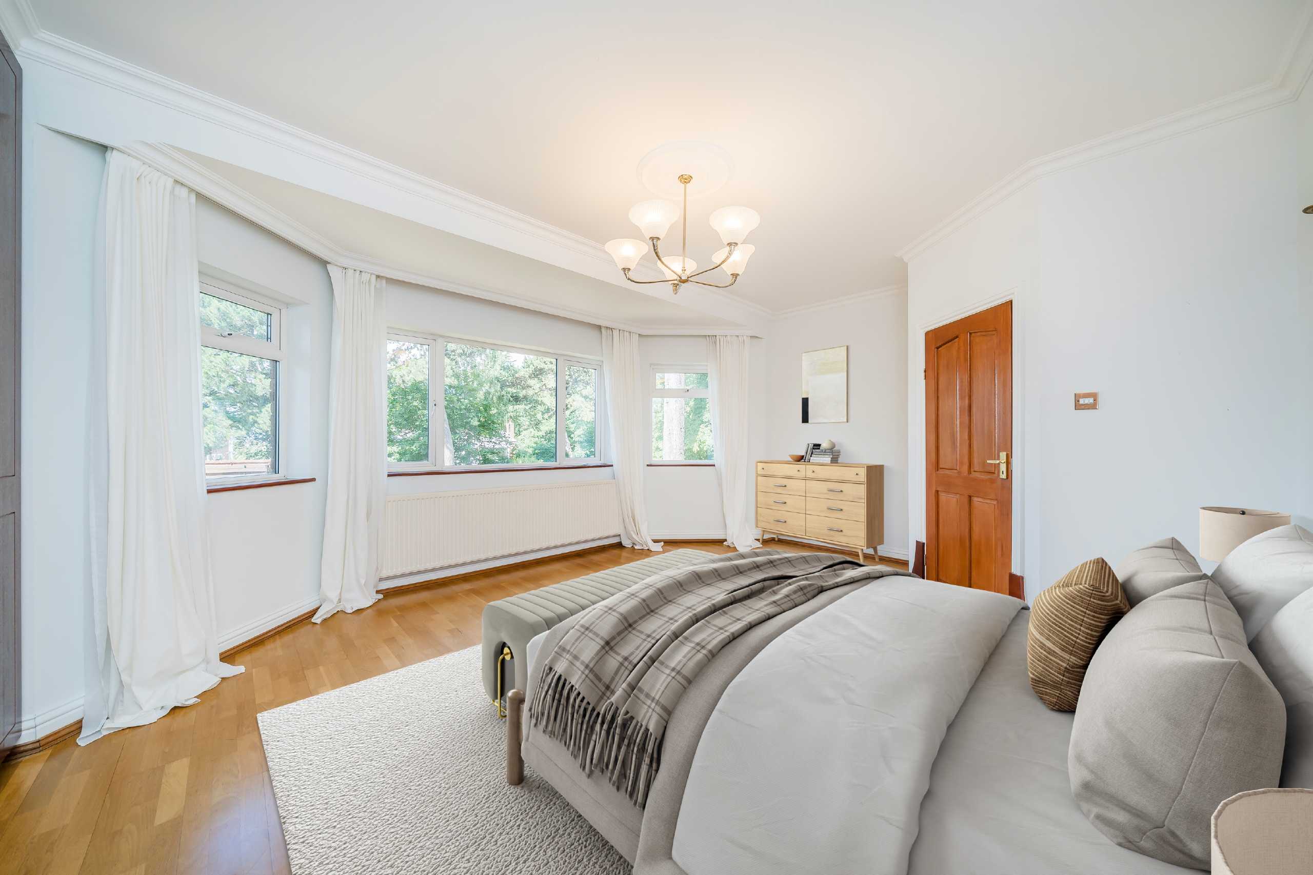 House Ballard Close in Greater London