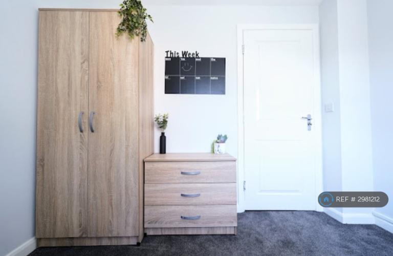 Room Poppleton Close in Coventry
