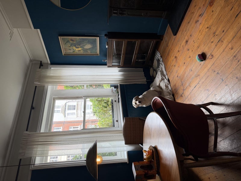 Room Lurline Gardens in Greater London