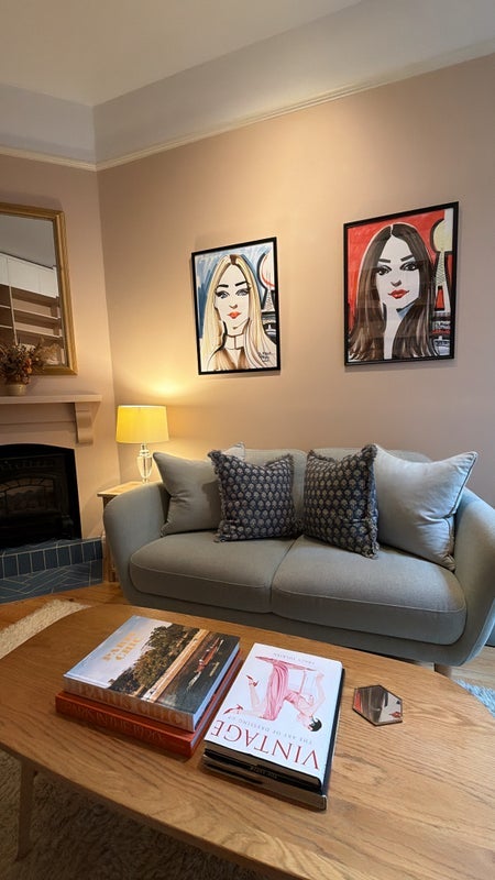 Room Lurline Gardens in Greater London