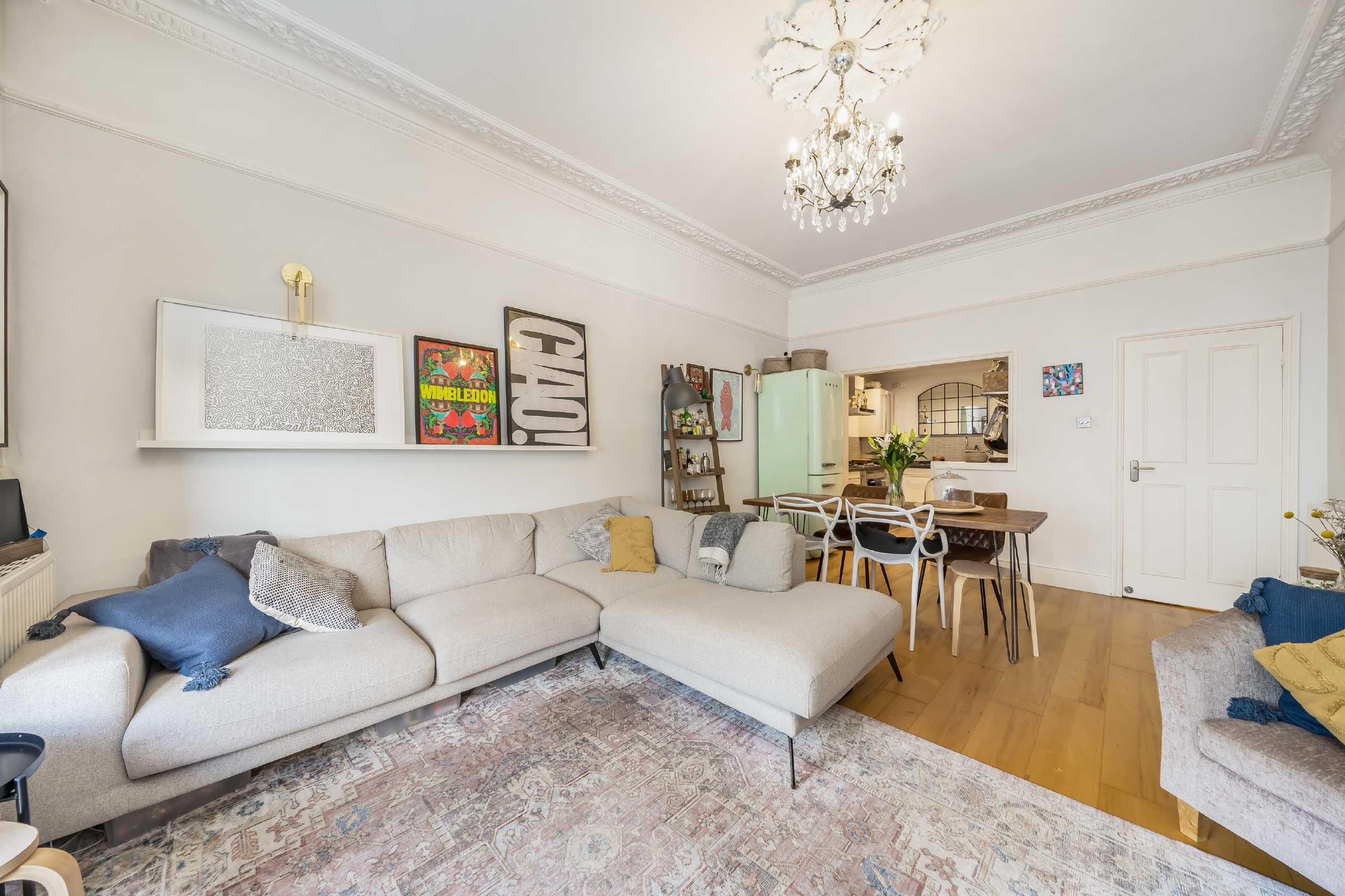 Flat Pelham Road in Greater London