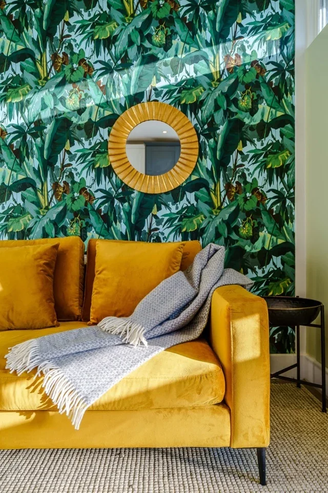 Flat Howell Walk in Greater London