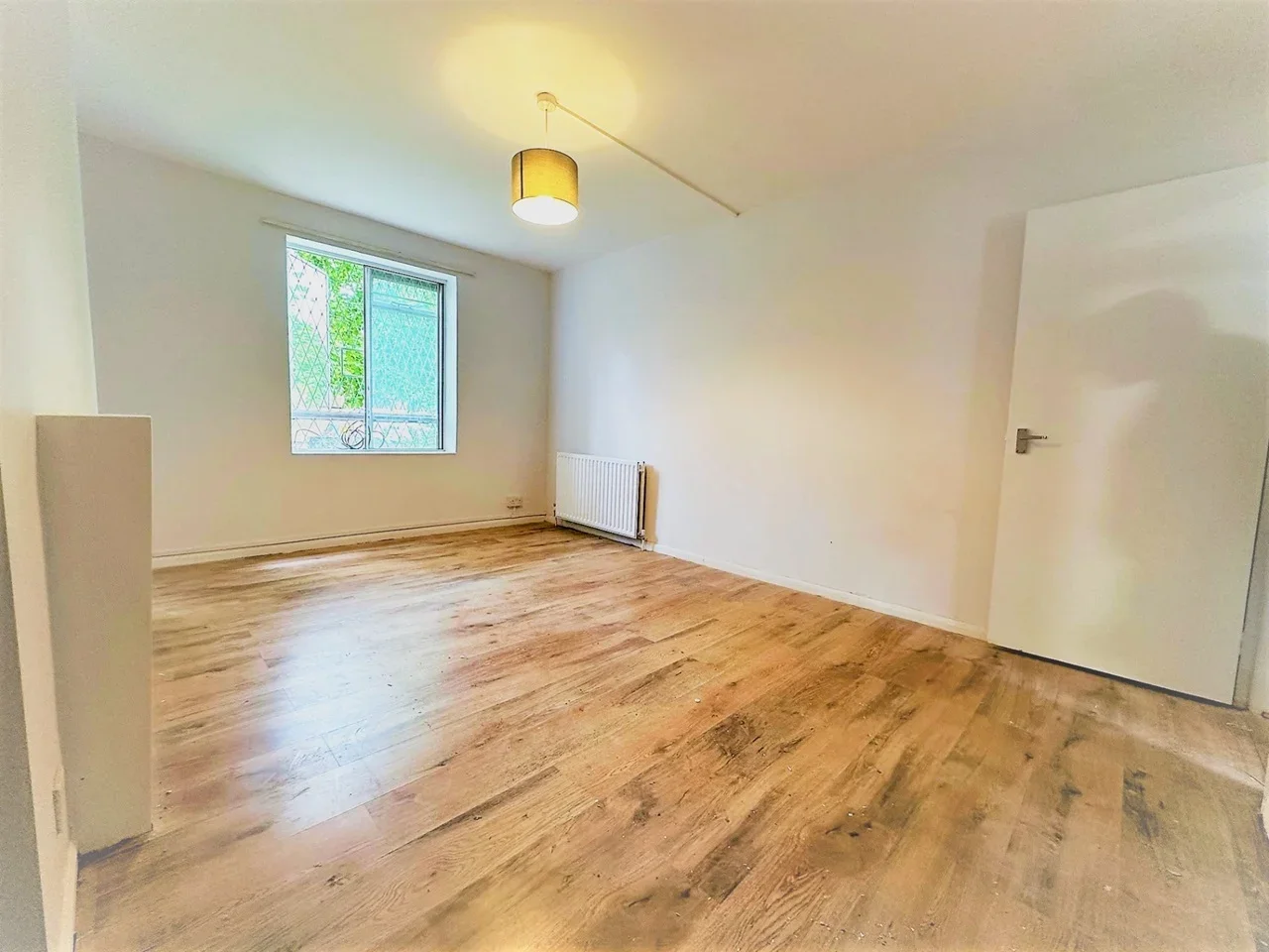 Flat Barnsbury Park in Greater London