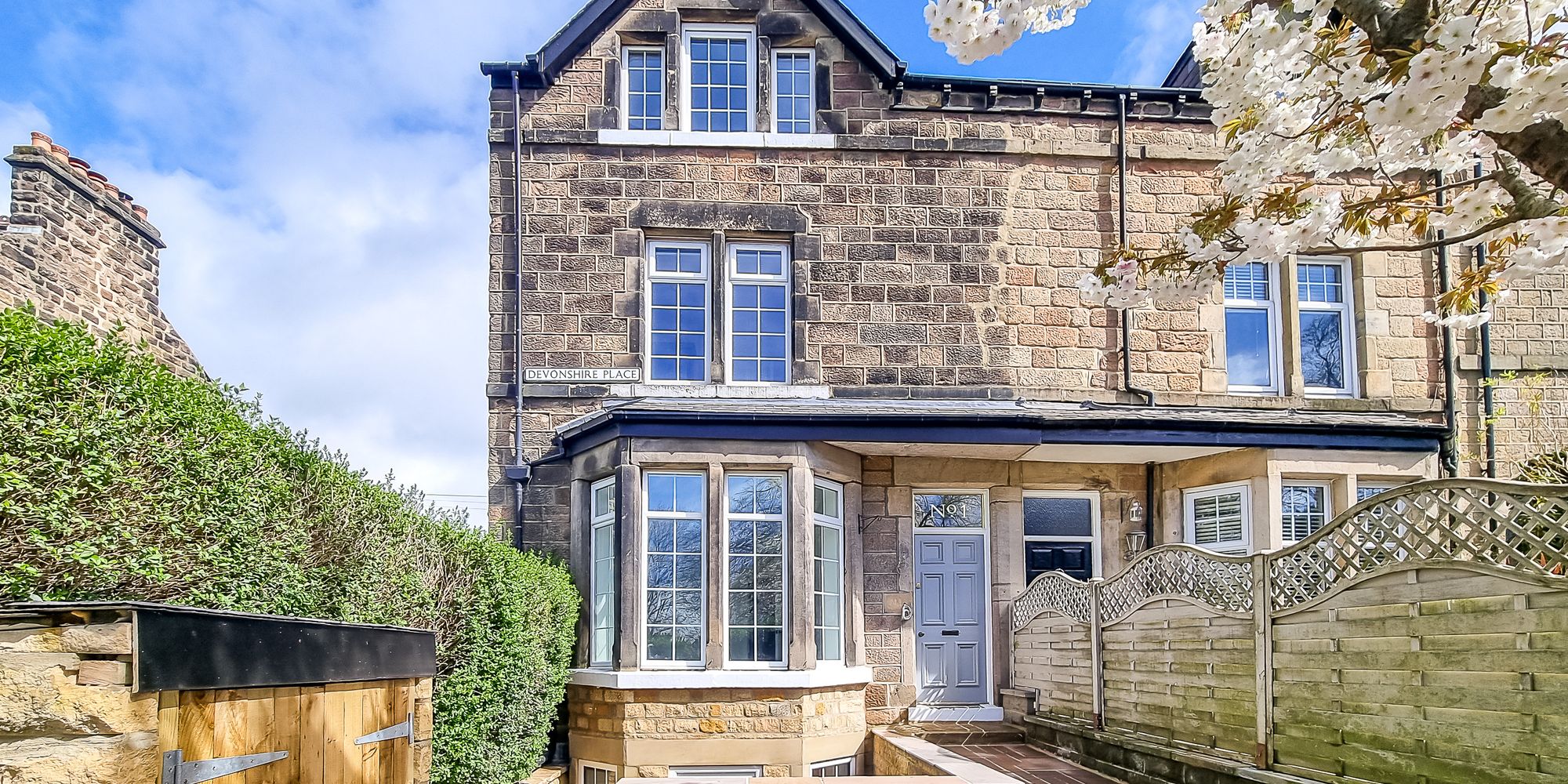 Flat Devonshire Place in Harrogate