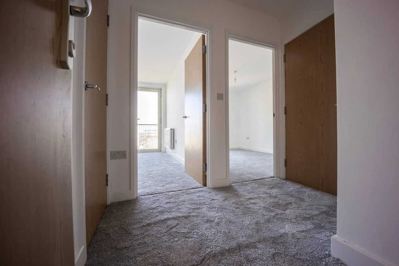 Flat Harston Walk in Greater London