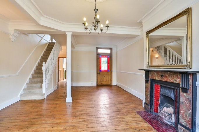 House Elsenham Street in Greater London