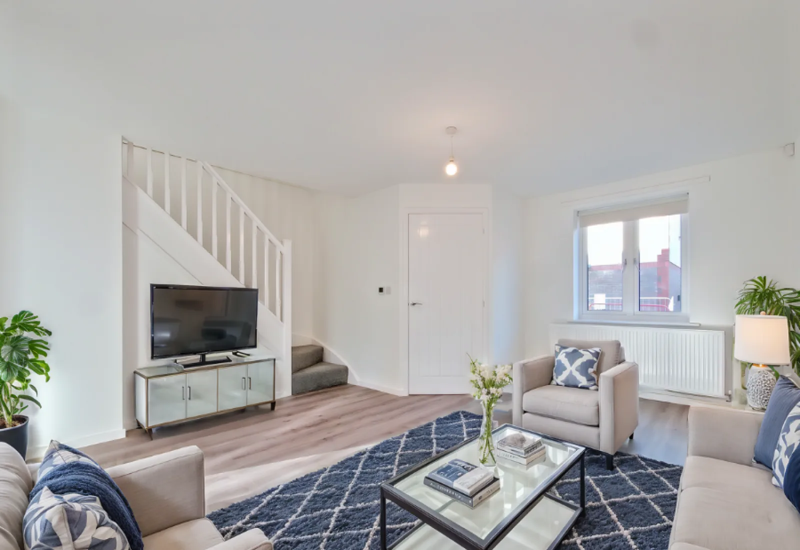 House Woodside Close in Ketley