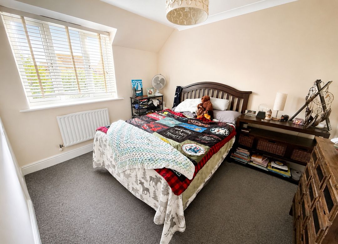 House Stockham Close in Cricklade