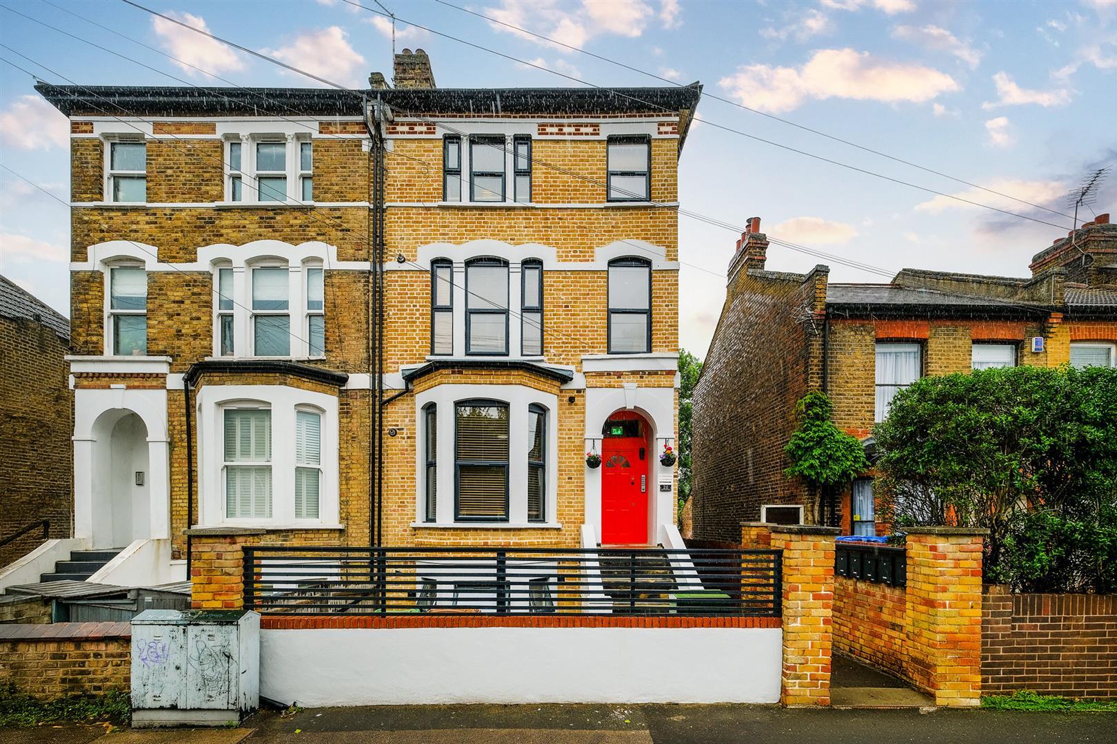Flat North Birkbeck Road in Greater London