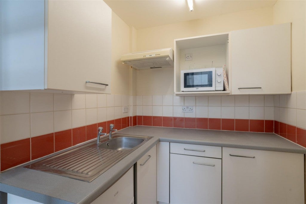 Flat Pittville Lawn in Cheltenham