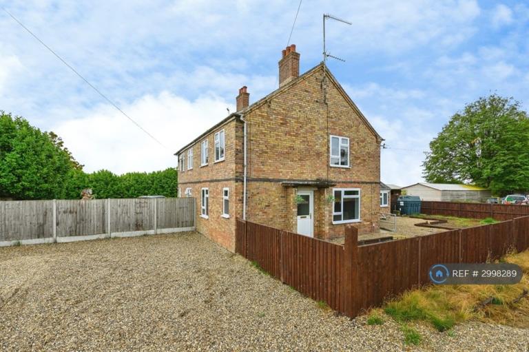 House Bullock Road in King's Lynn and West Norfolk