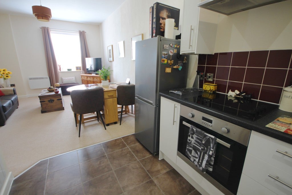 Flat Barnes Wallis Way in Chorley