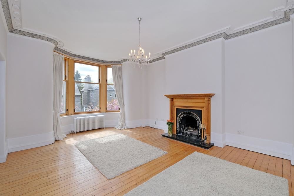 Flat Beaconsfield Place in Aberdeen City