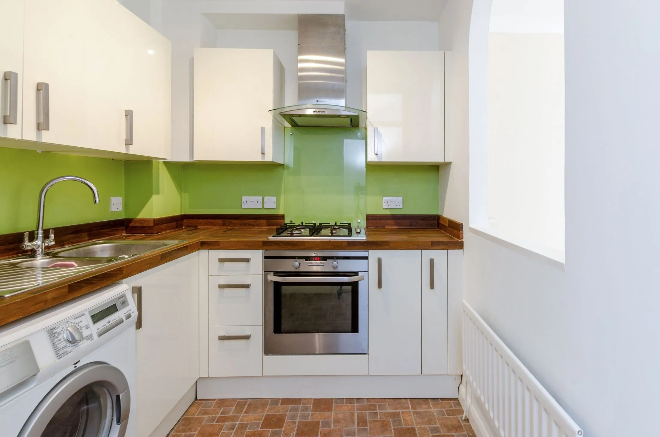 Flat Wherwell Road in Guildford