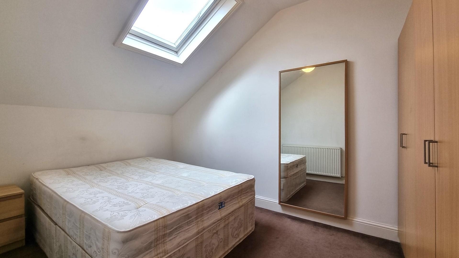 Flat Finsbury Park Road in Greater London