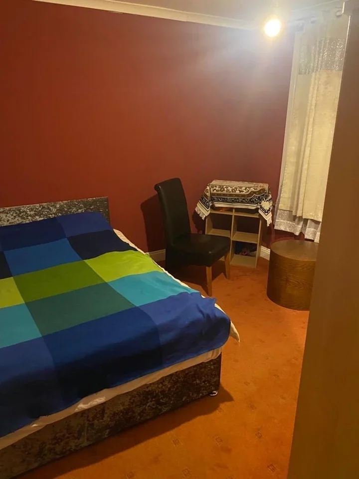 Room Bennett Road in Greater London