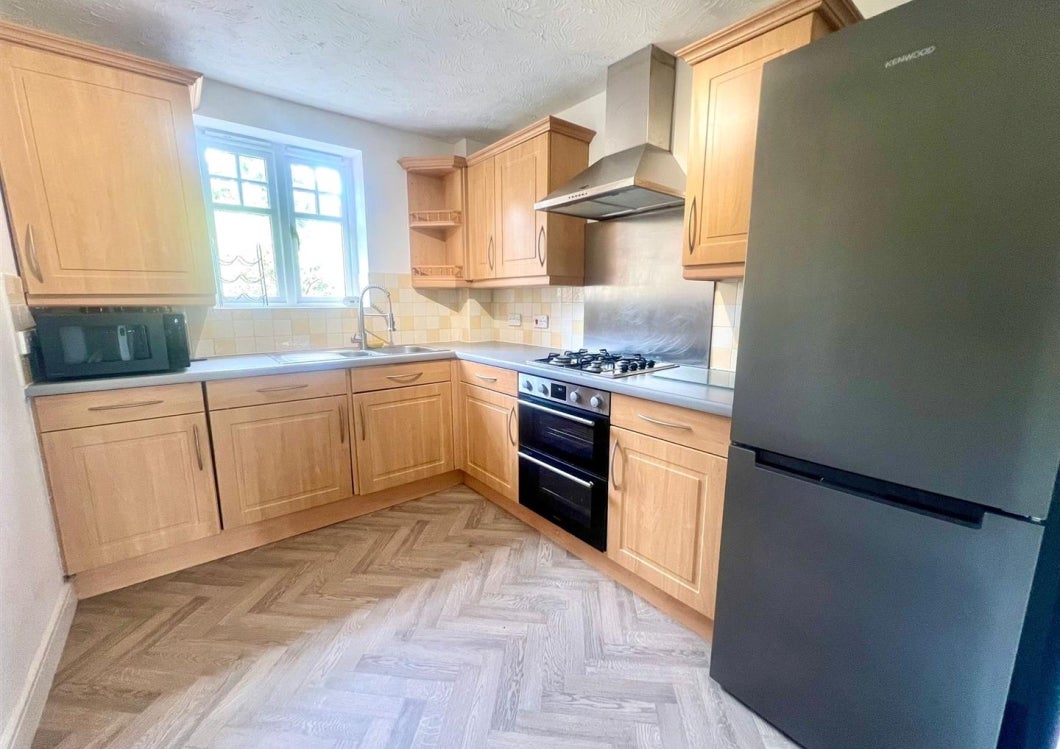 Flat Bewick Court in Wolverhampton