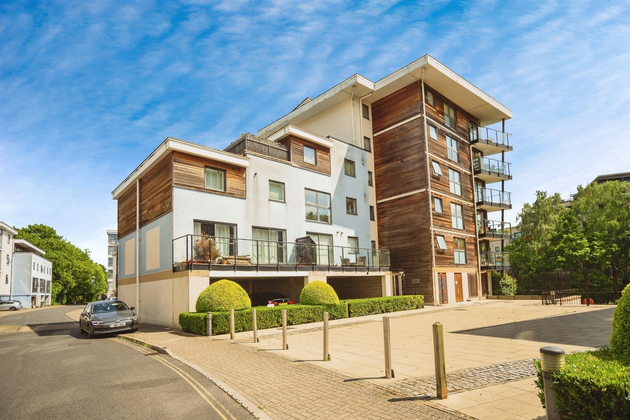 Flat Clifford Way in Maidstone