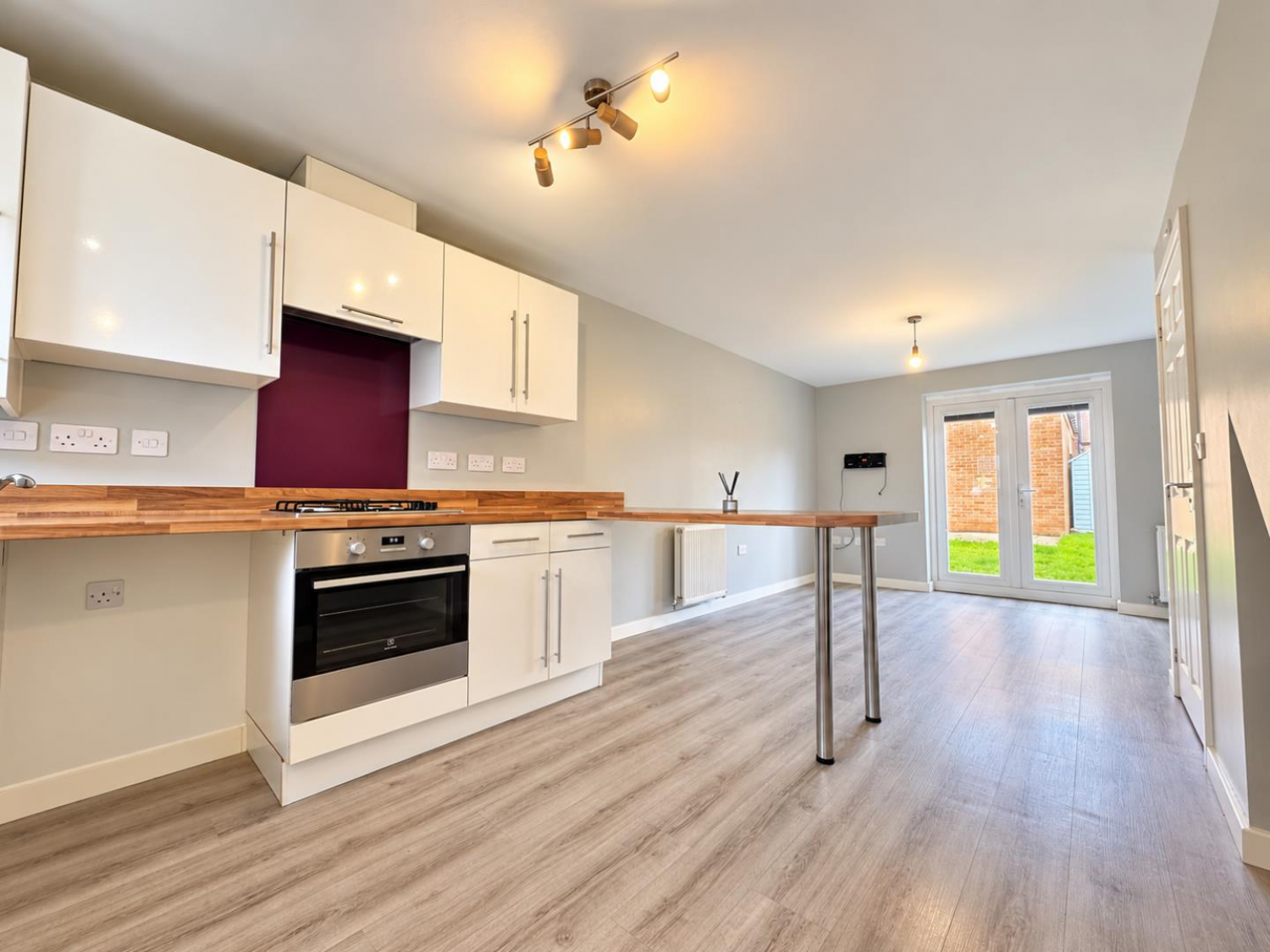 House Cades Grove in Ingleby Barwick
