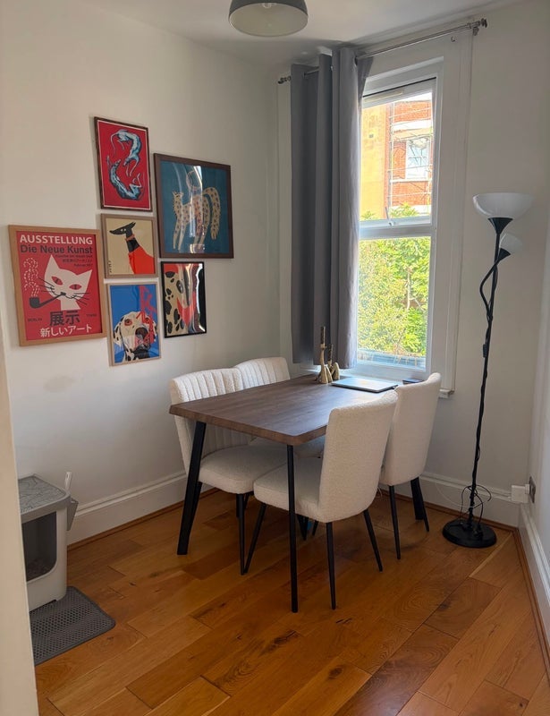 Flat Howard Road in Greater London