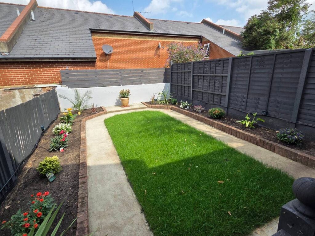 Flat Litchfield Gardens in Greater London