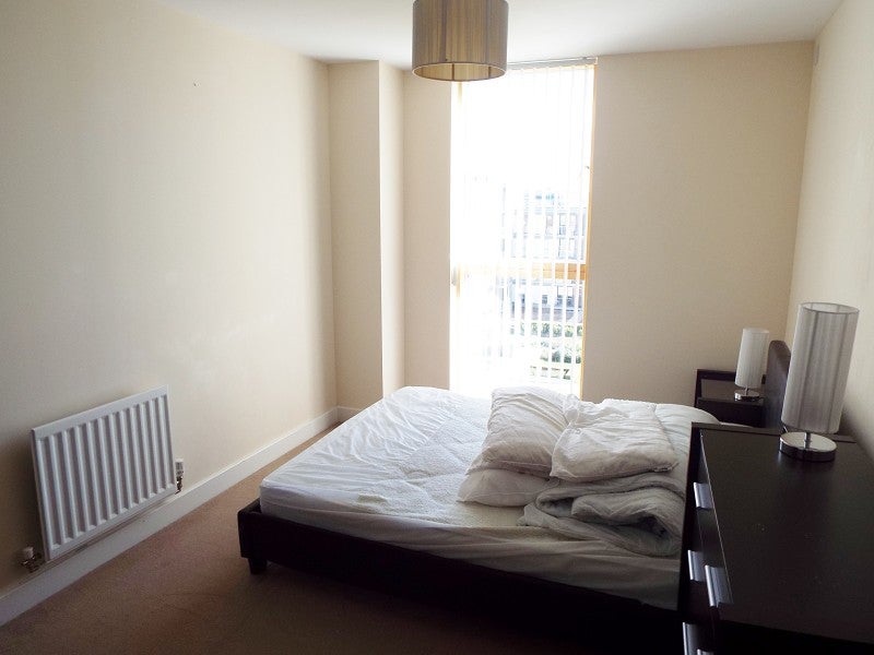 Flat South Row in Milton Keynes