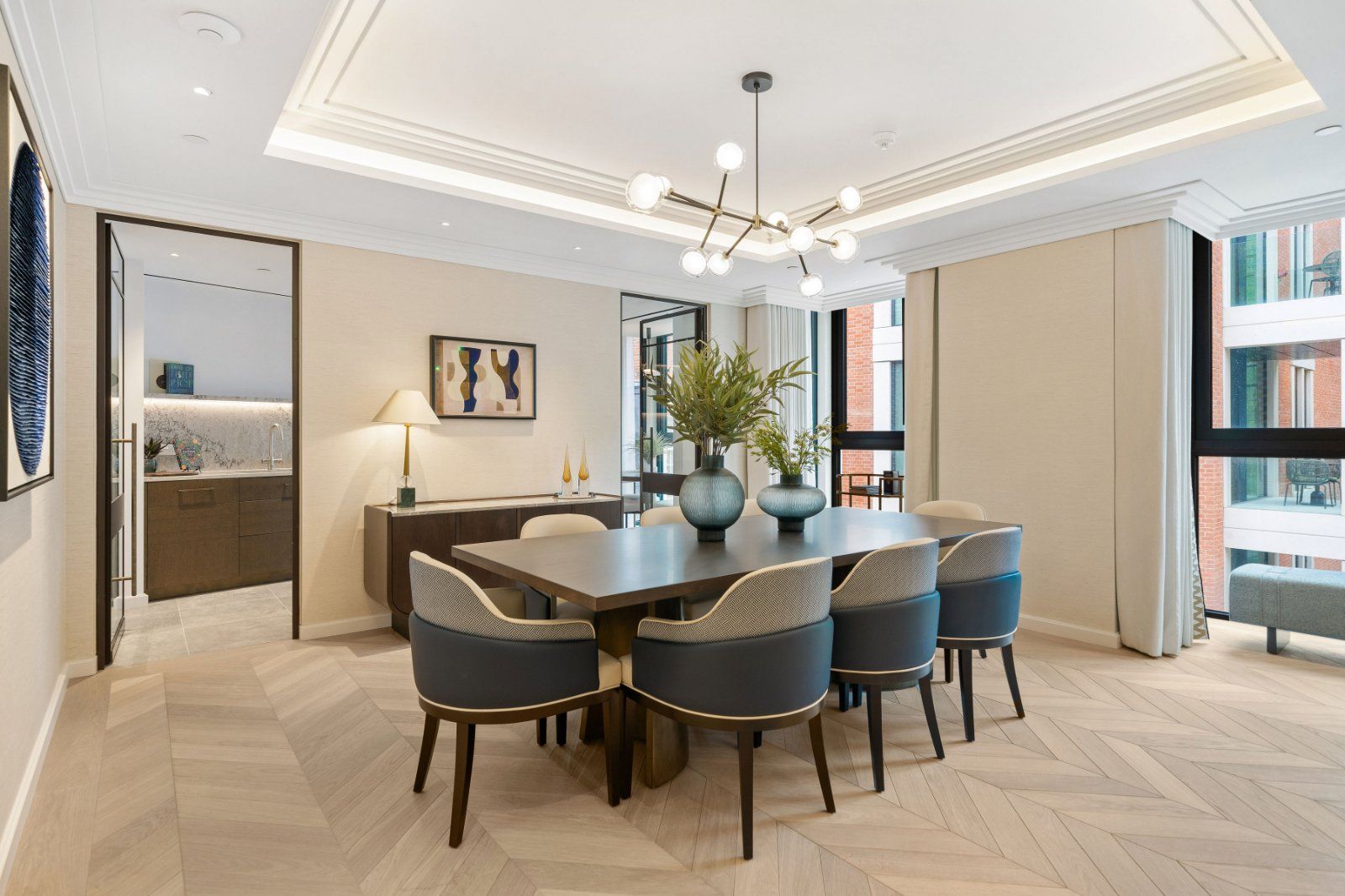 Flat Basil Street in Greater London