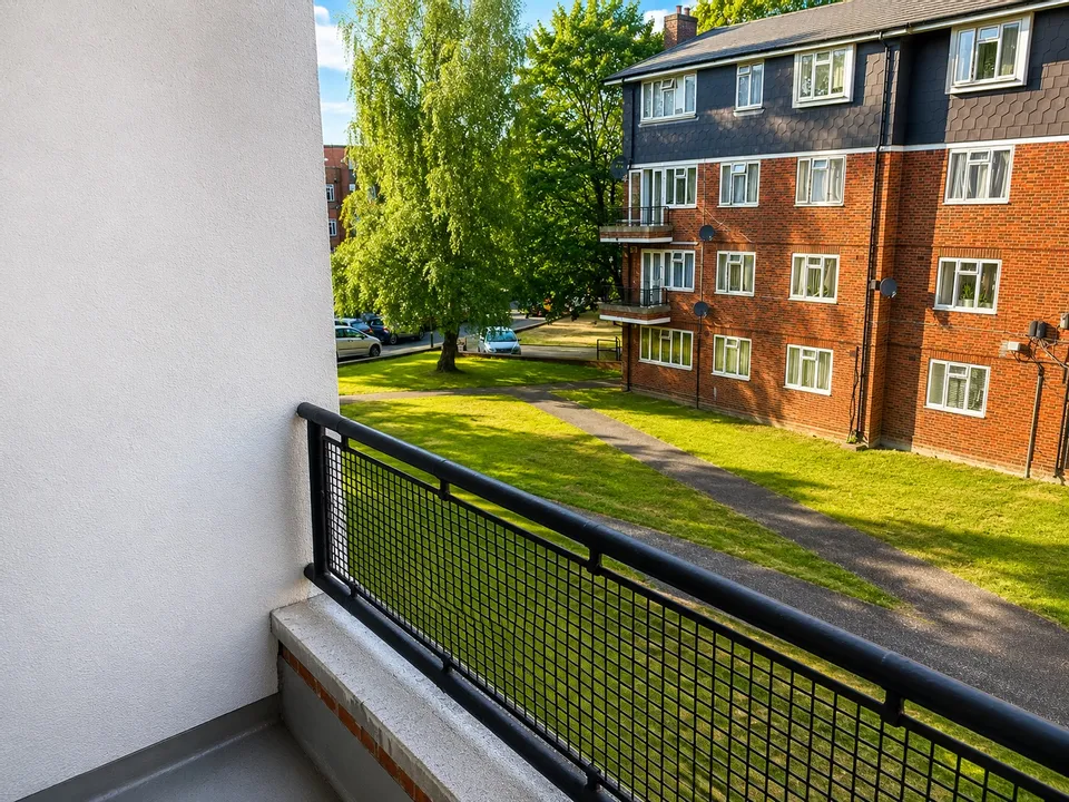 Flat King Street in Greater London