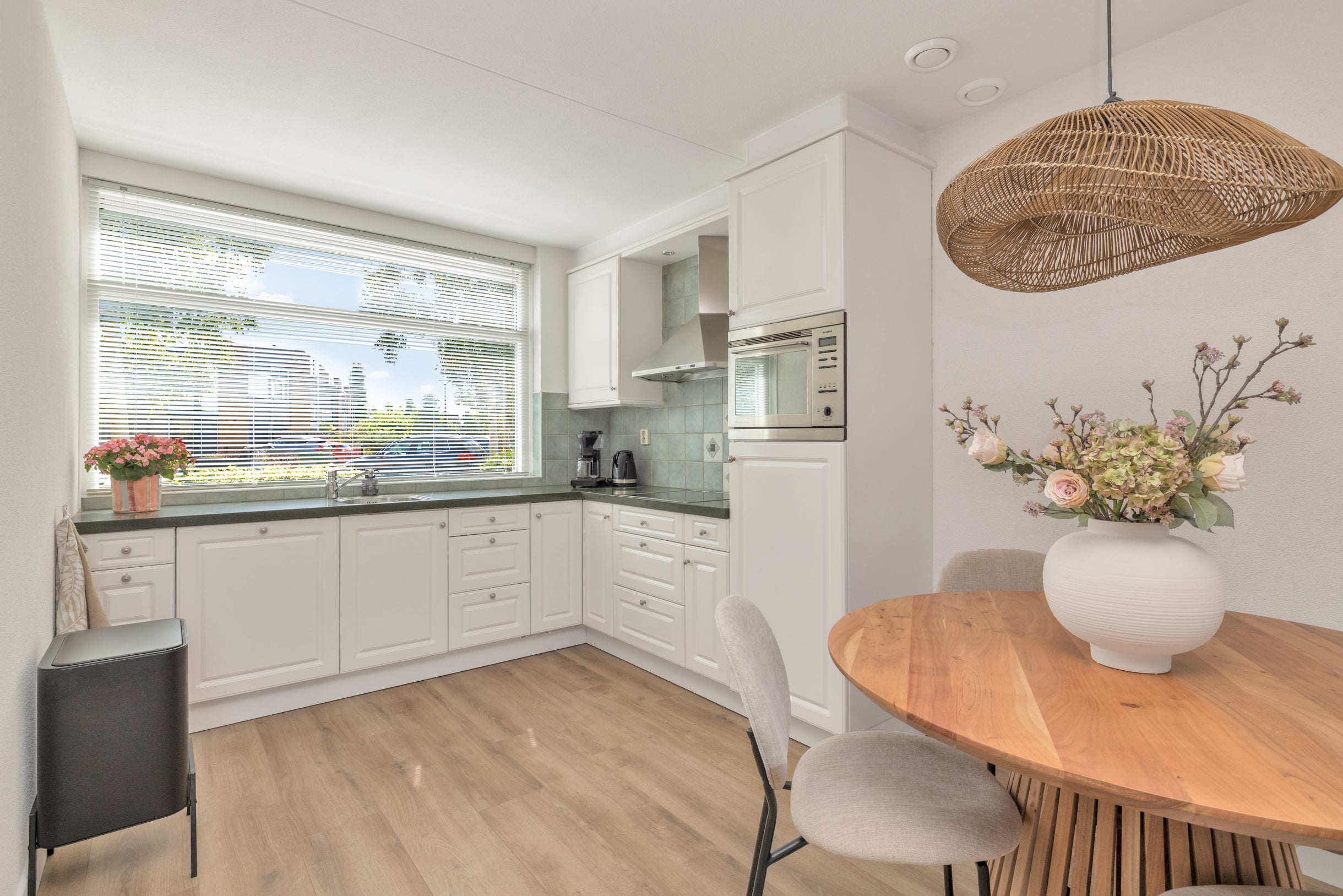 Tussenwoning te koop: Henriëtte Henriquez Pimenteltuin 7, Heerhugowaard