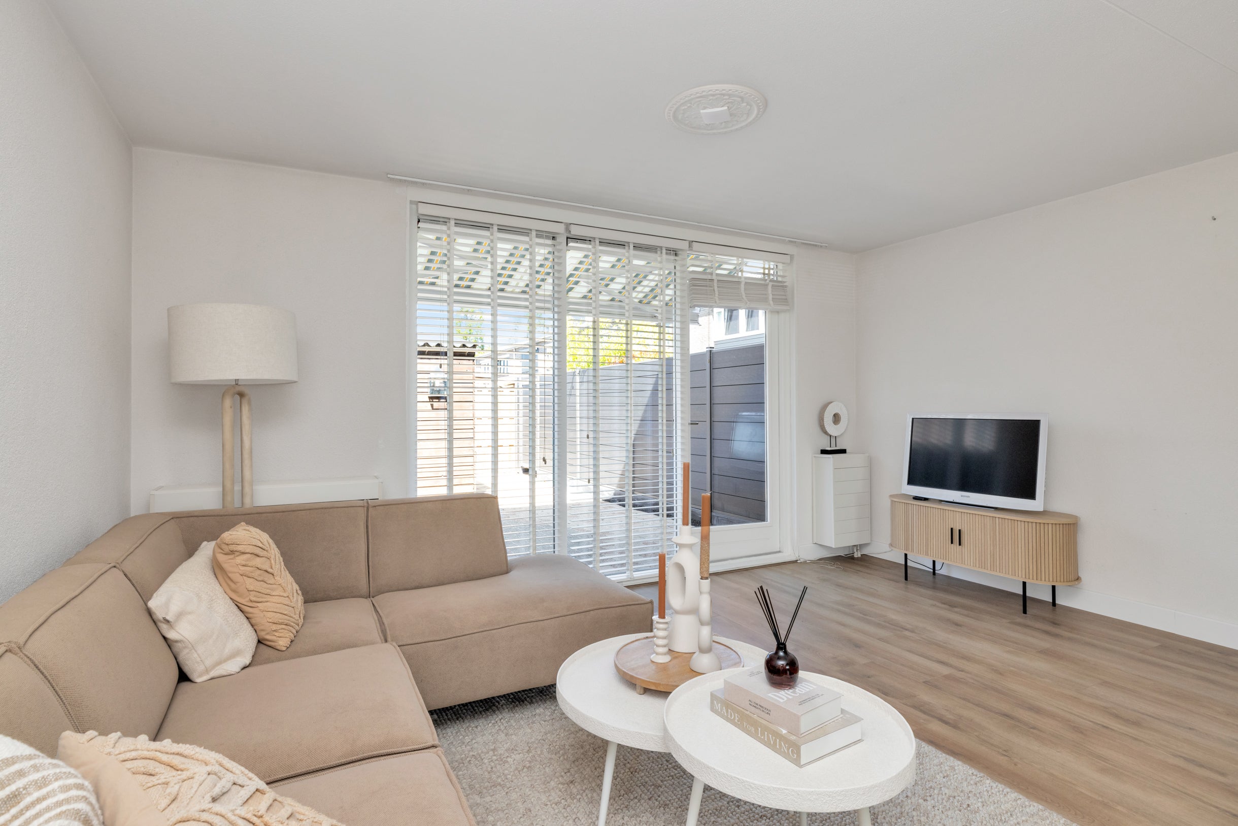 Tussenwoning te koop: Henriëtte Henriquez Pimenteltuin 7, Heerhugowaard