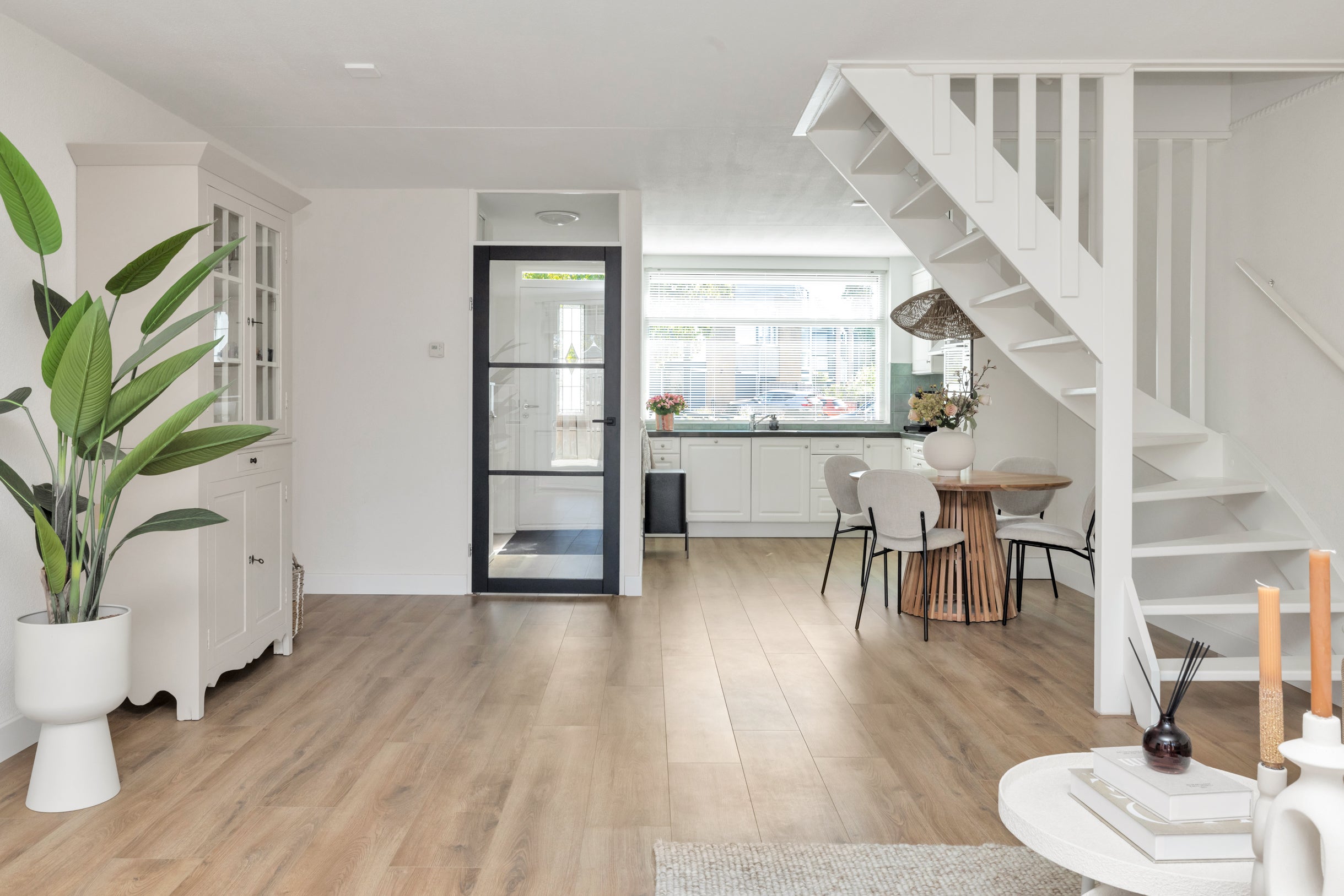 Tussenwoning te koop: Henriëtte Henriquez Pimenteltuin 7, Heerhugowaard