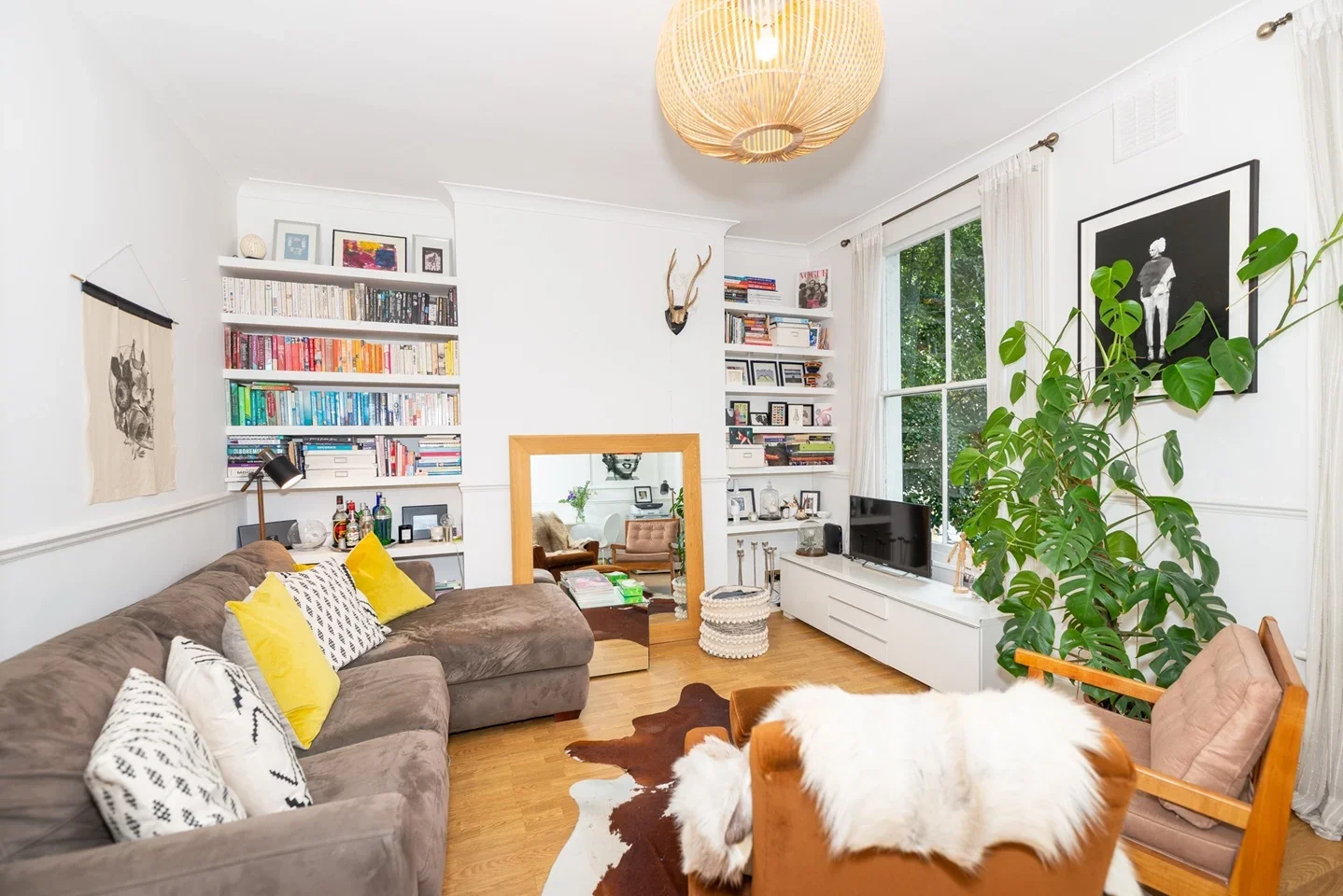 Flat Claribel Road in Greater London