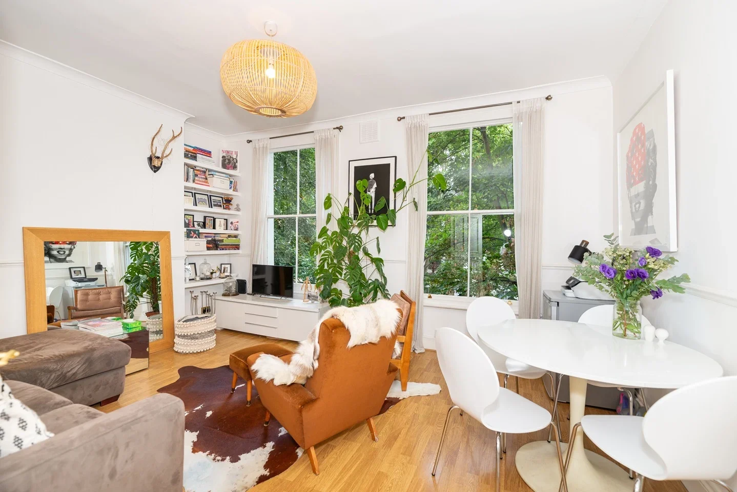 Flat Claribel Road in Greater London