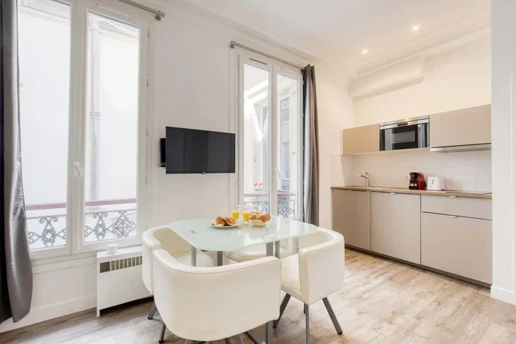 Flat Rue de Turenne in Paris