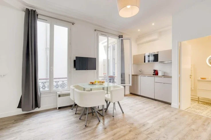 Flat Rue de Turenne in Paris