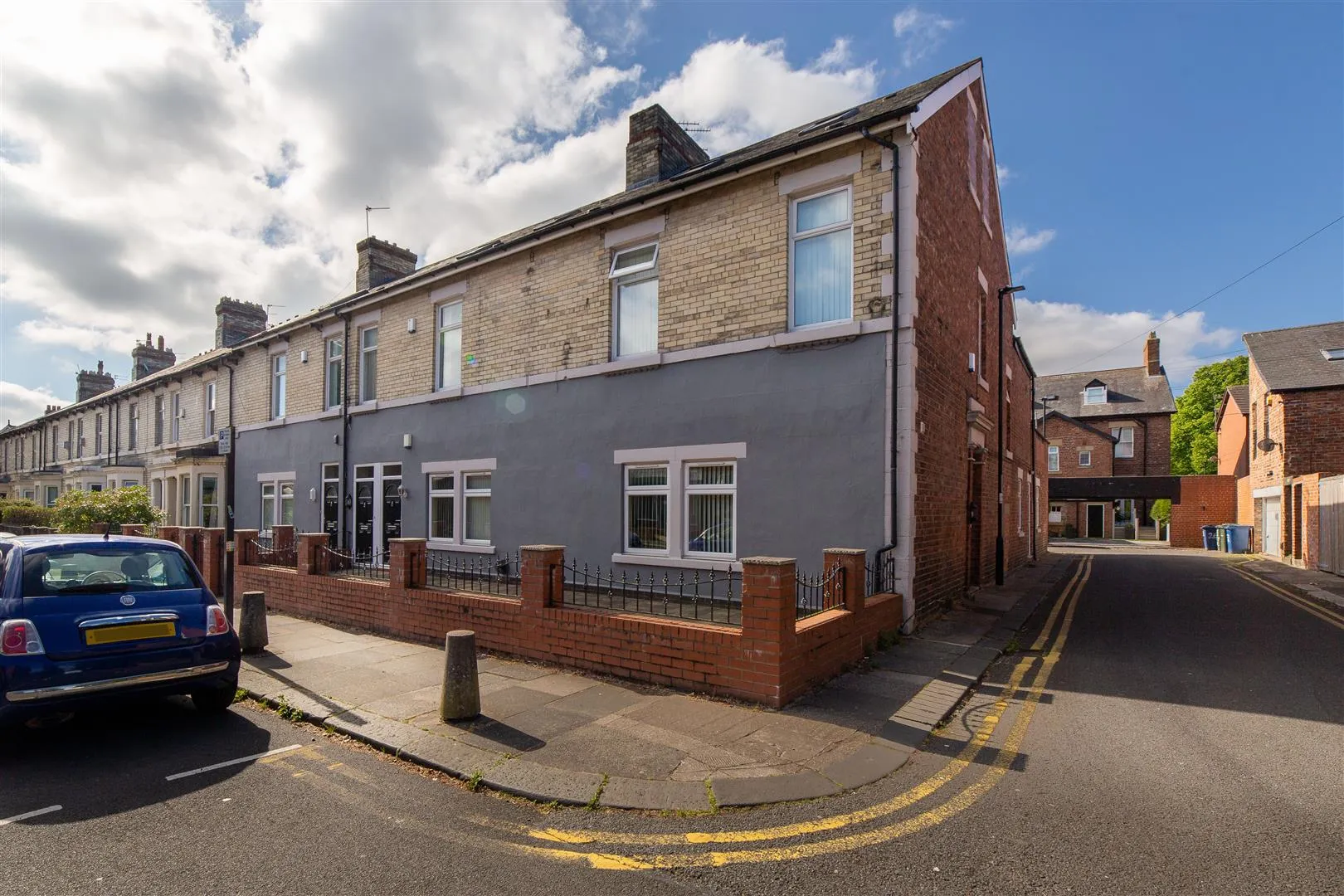 House Holly Avenue in Newcastle upon Tyne