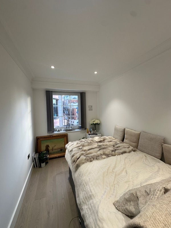 Flat Harewood Avenue in City of Westminster