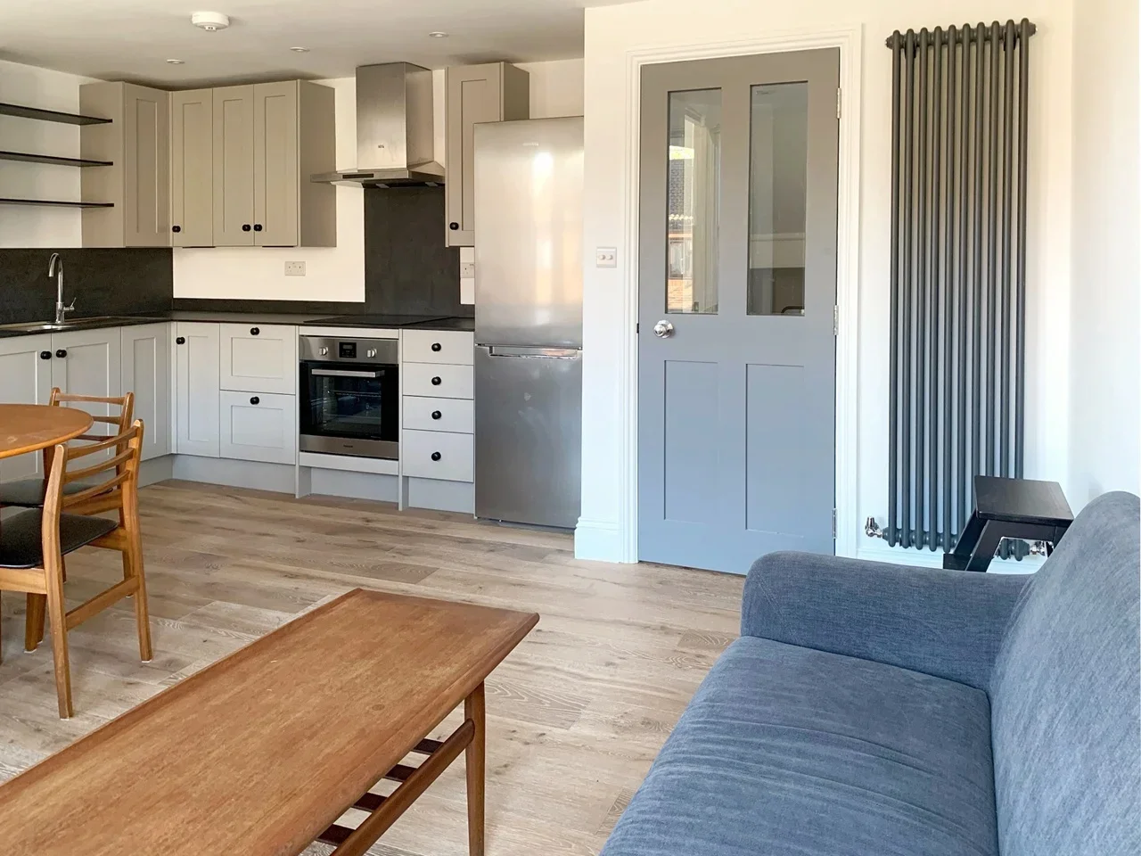 Flat Solon Road in Greater London