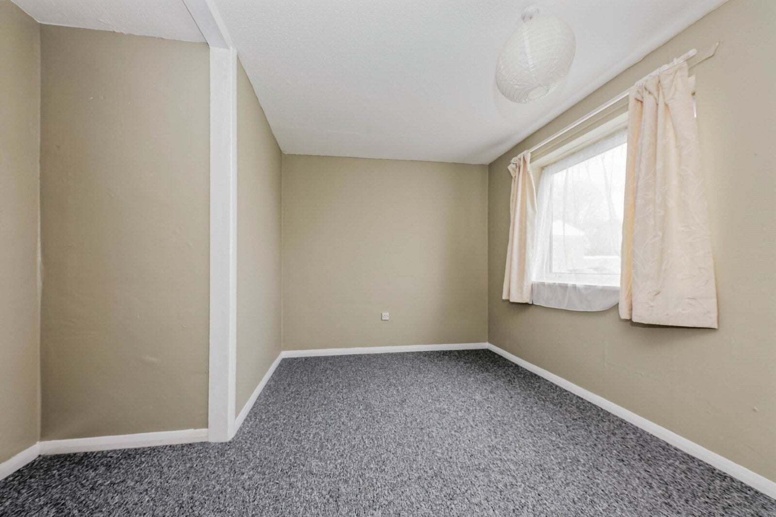 Room Ancress Close in Canterbury