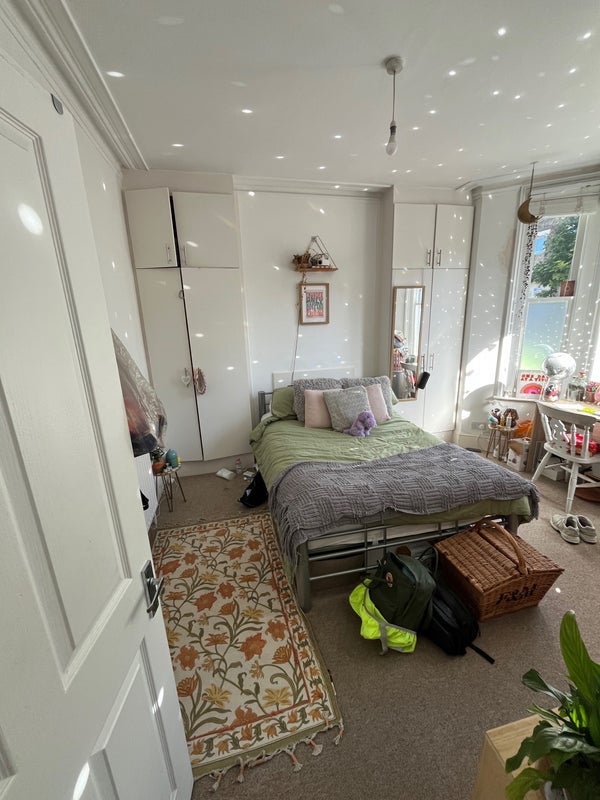 Room Freemantle Street in Greater London