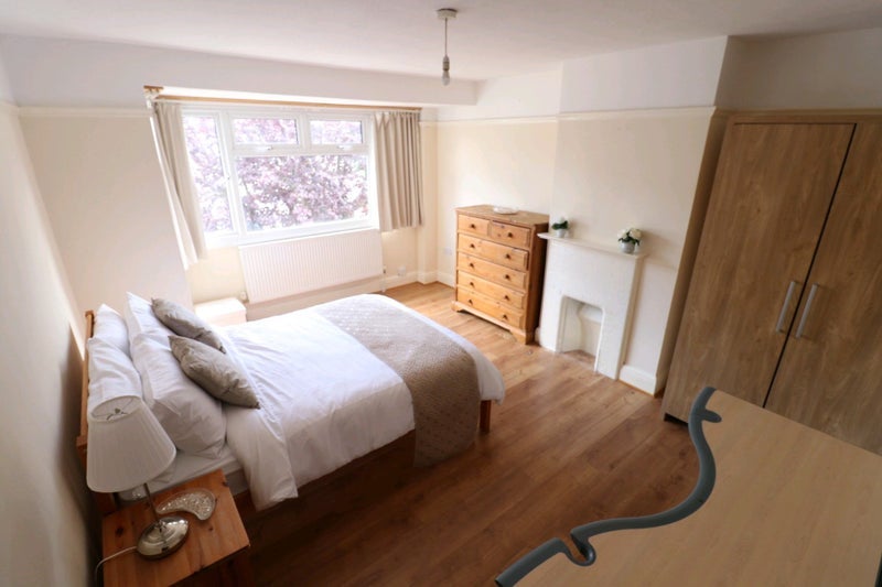 Room Grenaby Avenue in Greater London