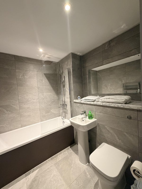 Room Worrall Street in Salford