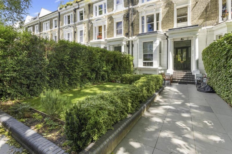 Room Elsham Road in Greater London