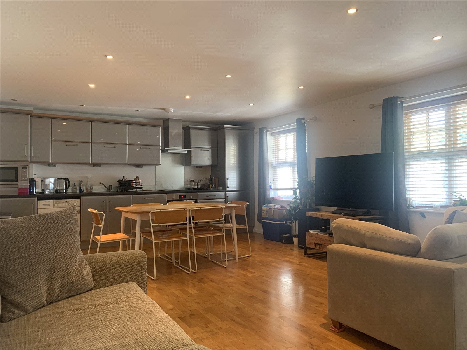Flat Osborne Mews in Windsor