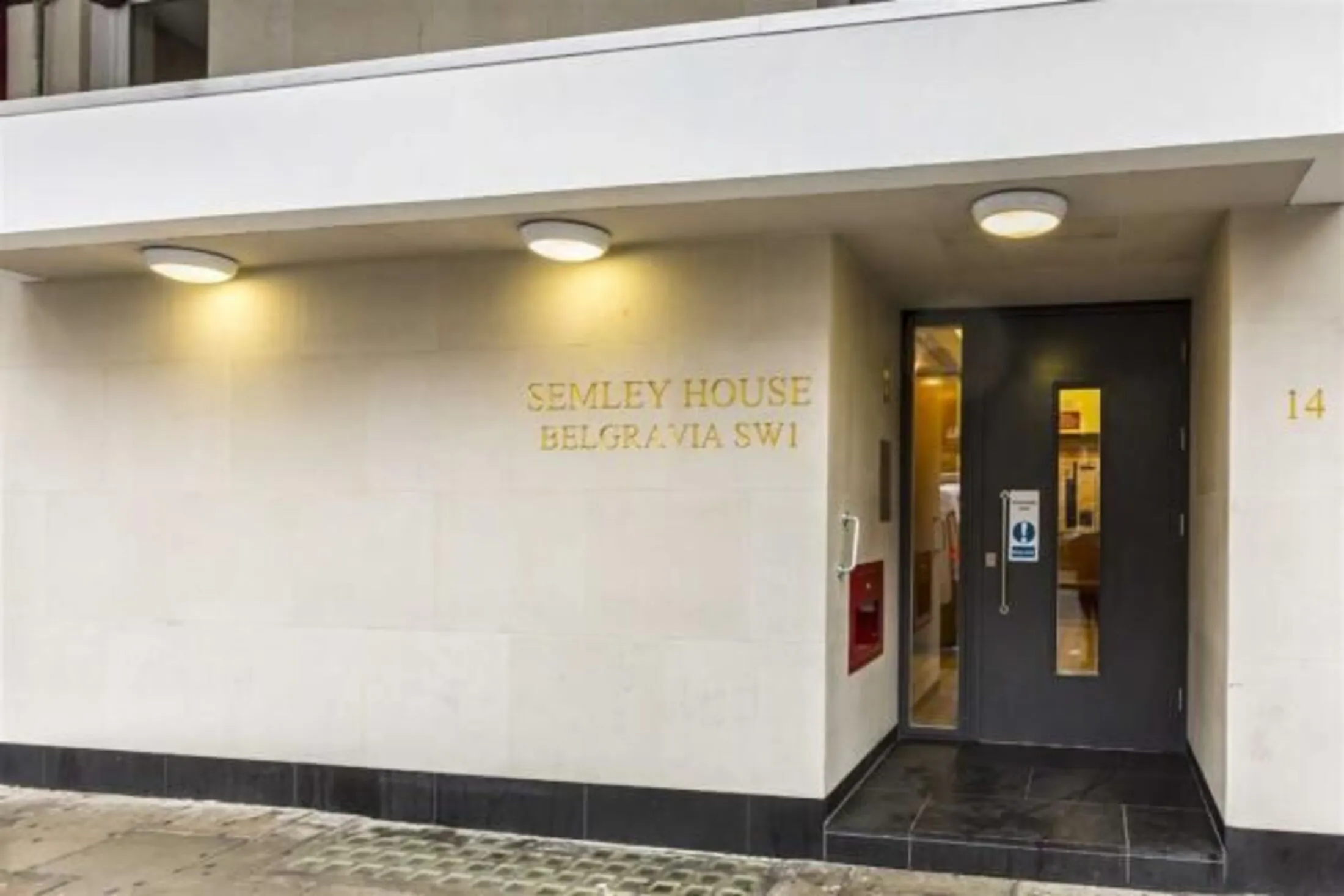 Flat Semley Place in City of Westminster